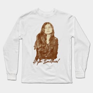 Retro Vintage Aesthetic - Hope Sandoval Long Sleeve T-Shirt